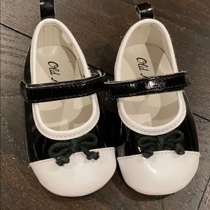 Old Navy saddle shoes